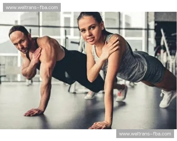 围绕腰部稳定提升核心力量与全身运动协调与伤害预防综合策略研究